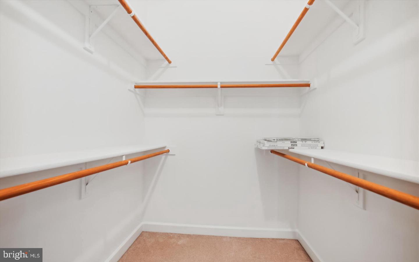 TREGARON - Residential Lease