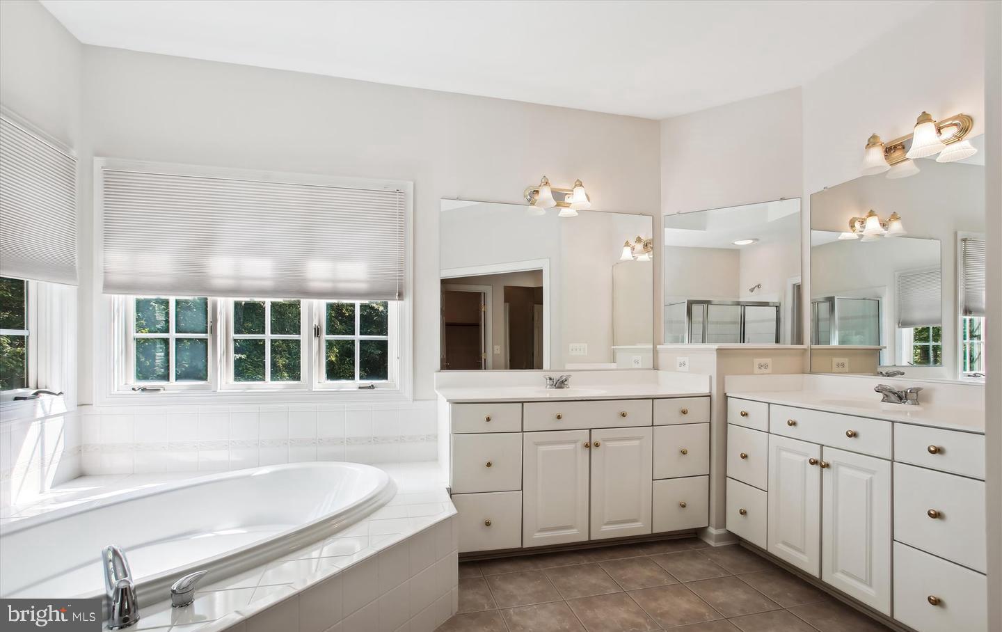 TREGARON - Residential Lease