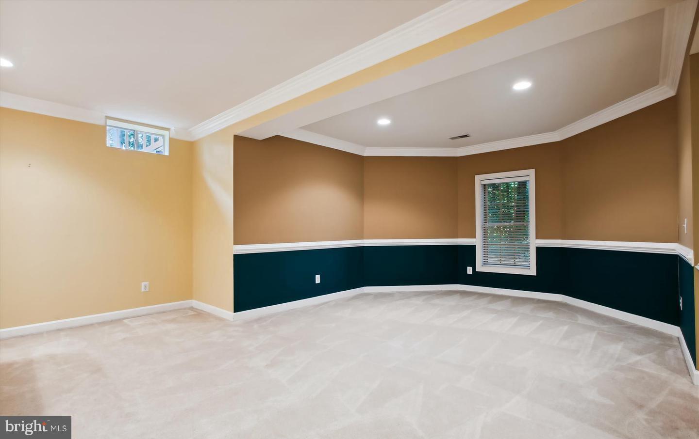 TREGARON - Residential Lease