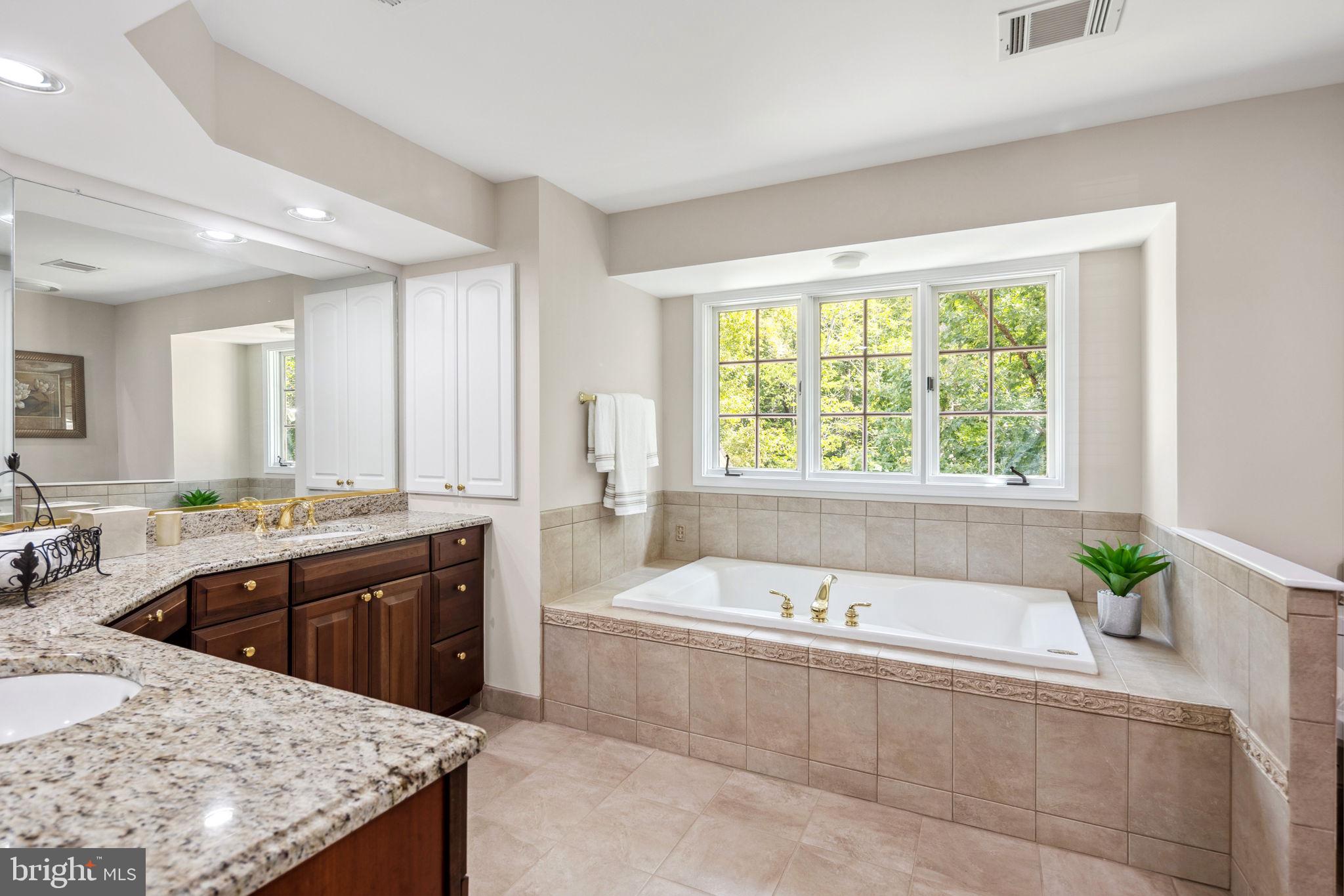 BALMORAL GREENS - Residential