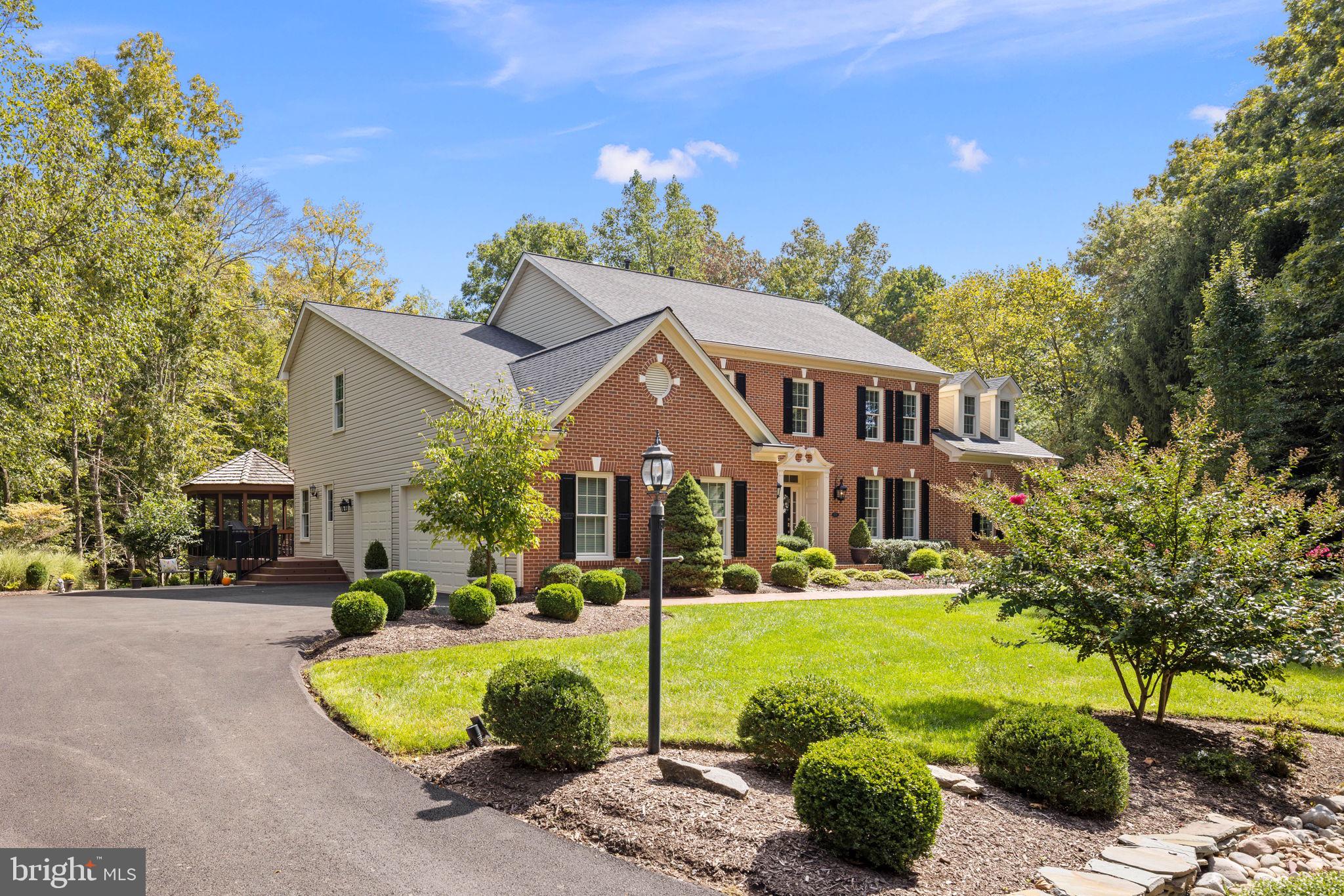 BALMORAL GREENS - Residential