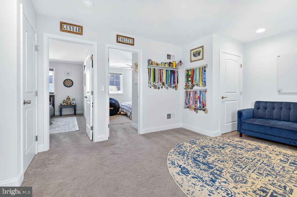 CROSSGATES - Residential