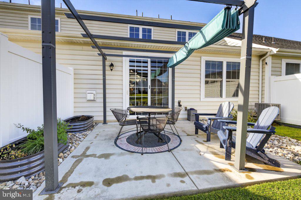 CROSSGATES - Residential