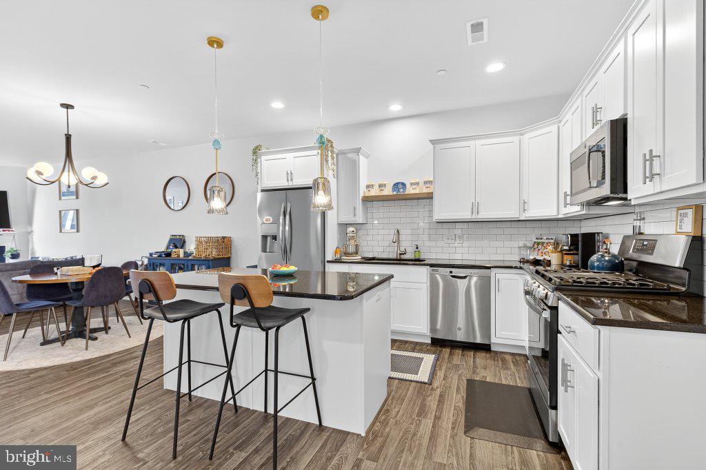 CROSSGATES - Residential