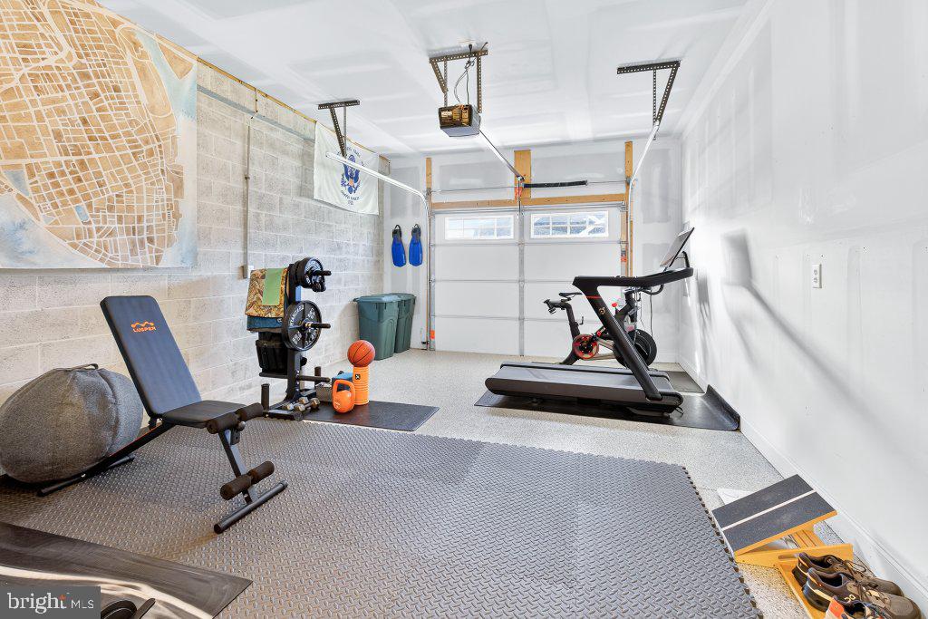 CROSSGATES - Residential