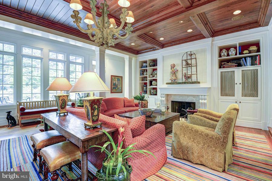 AVENEL - Residential