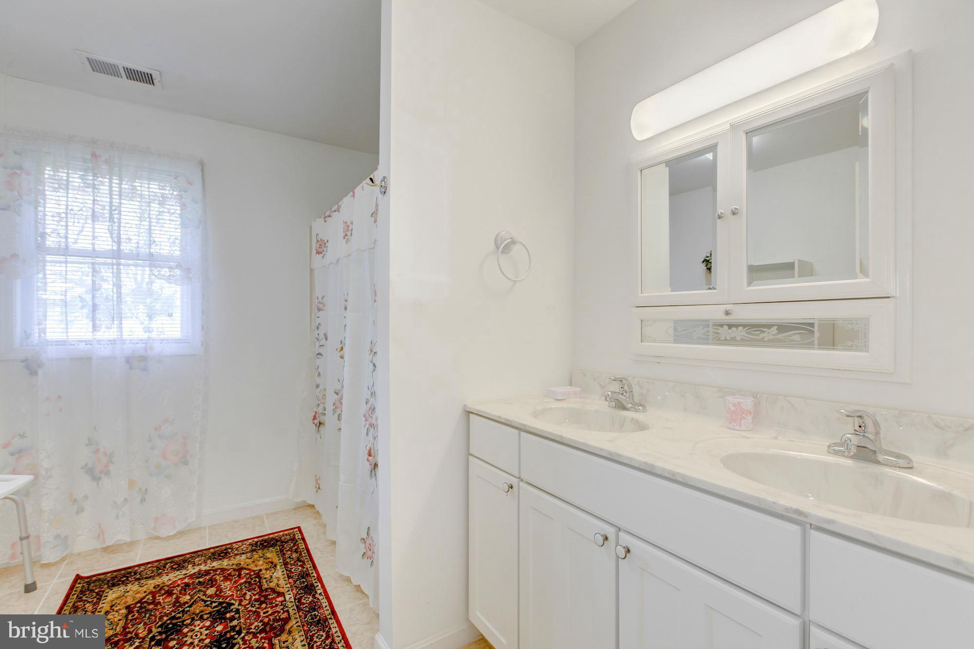 NORTH SPRINGFIELD - Residential