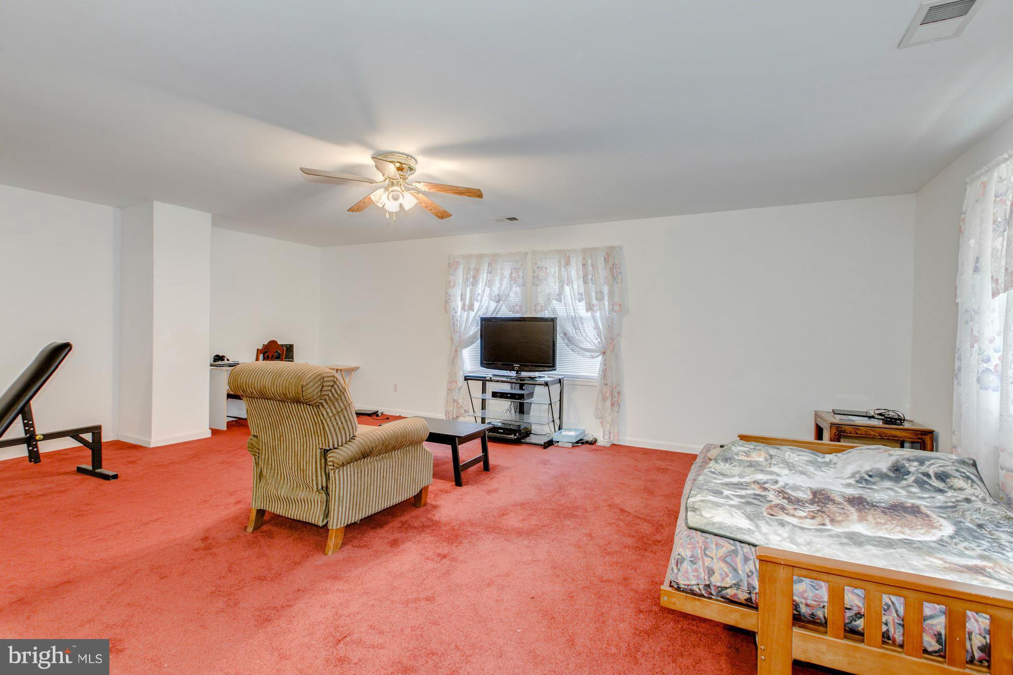 NORTH SPRINGFIELD - Residential