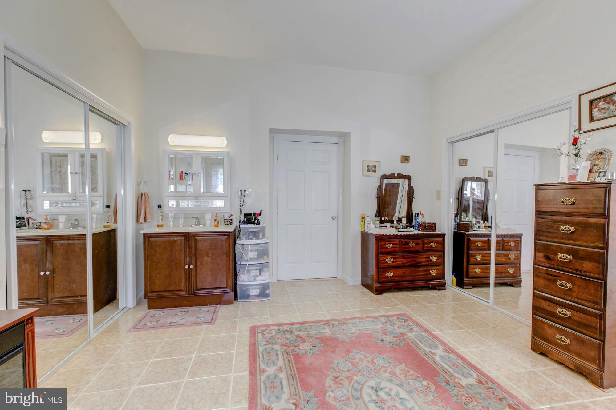 NORTH SPRINGFIELD - Residential