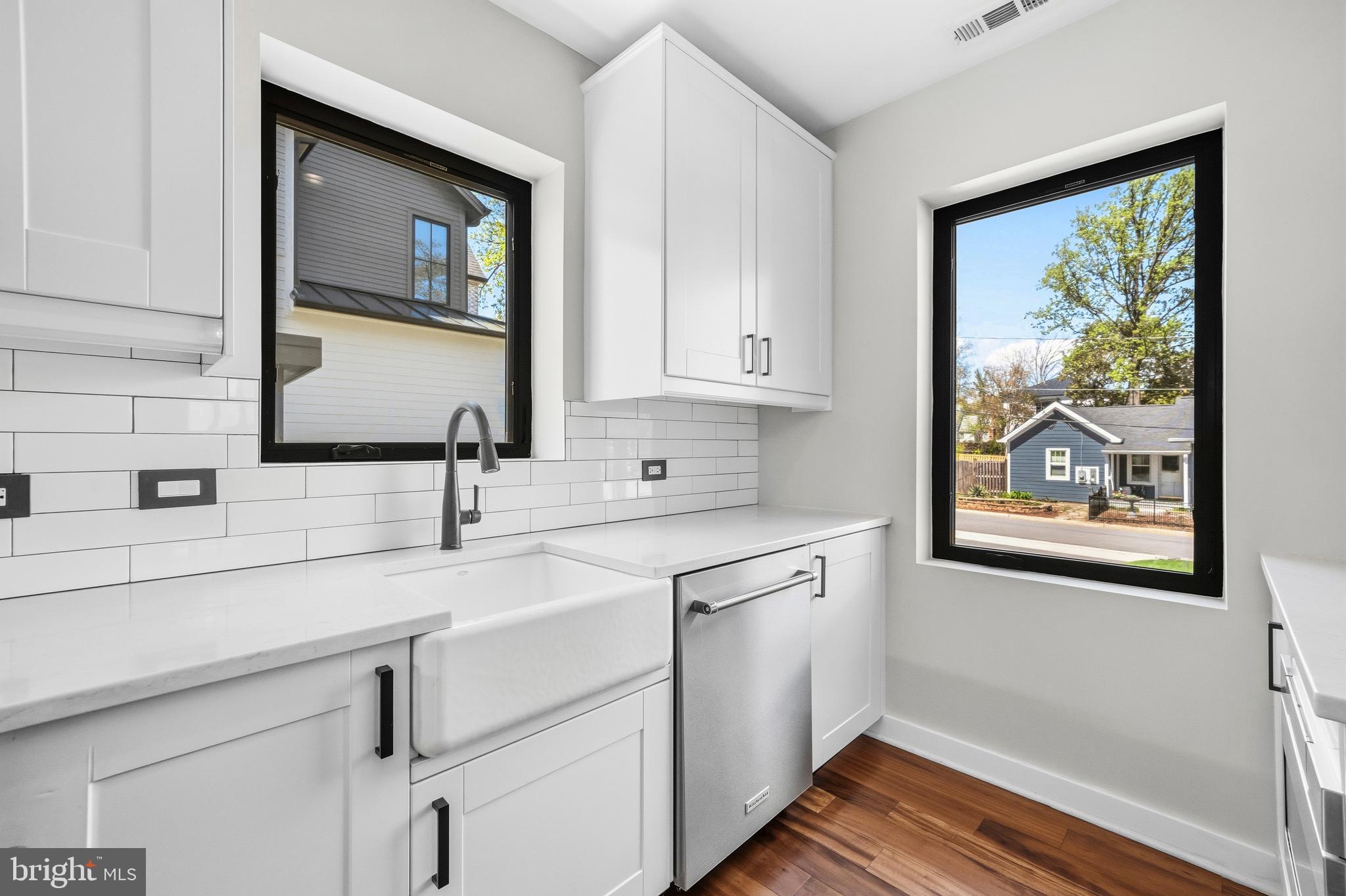 LACEY FOREST - Residential