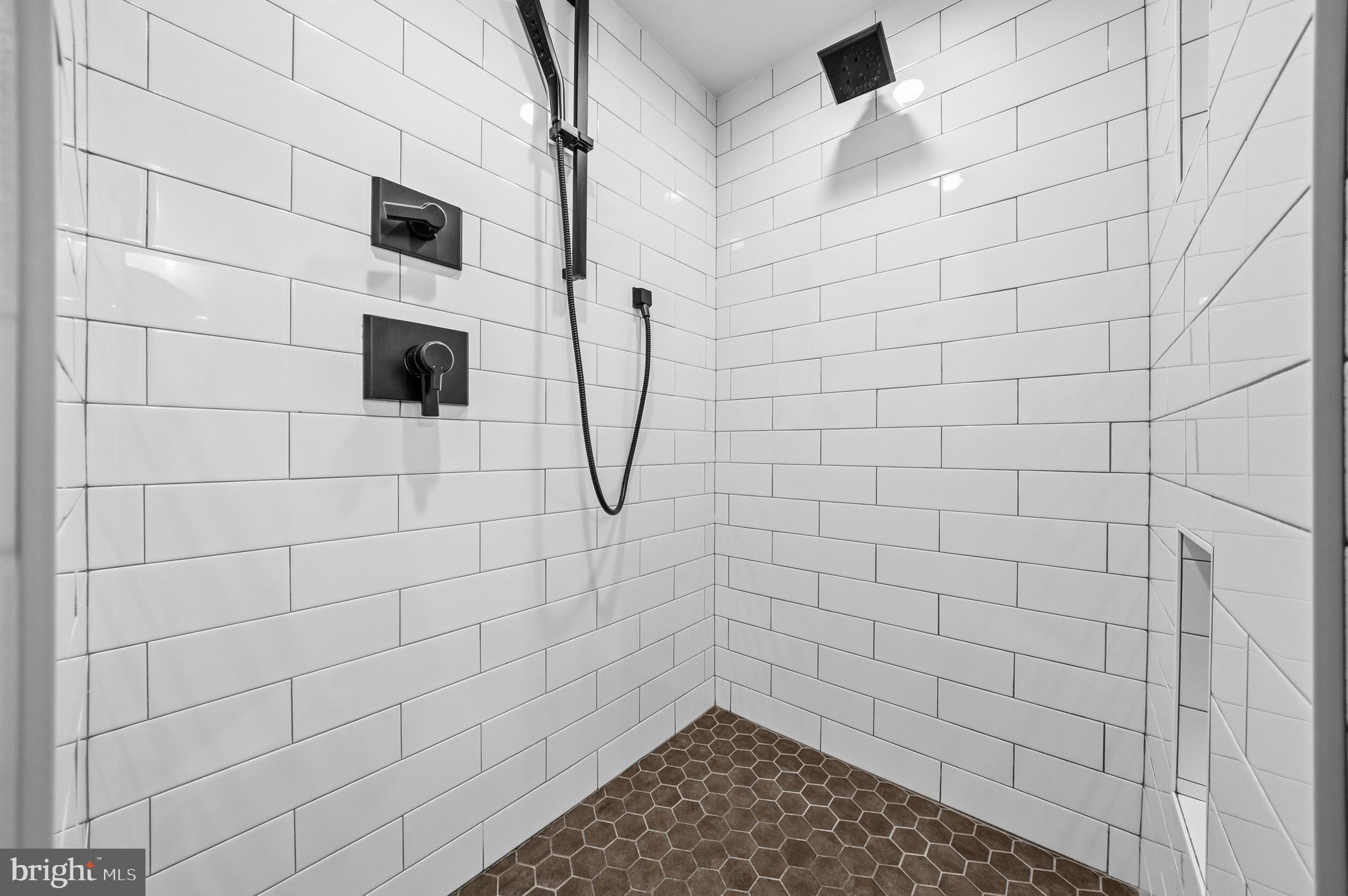 LACEY FOREST - Residential