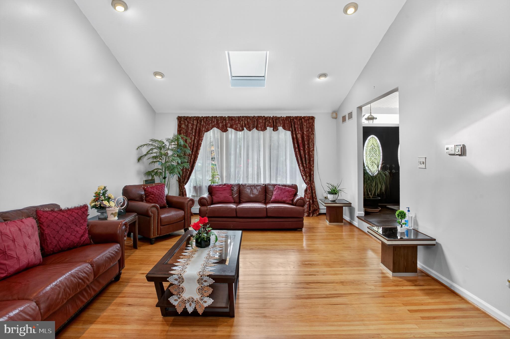 HUNTINGDON VALLEY - Residential