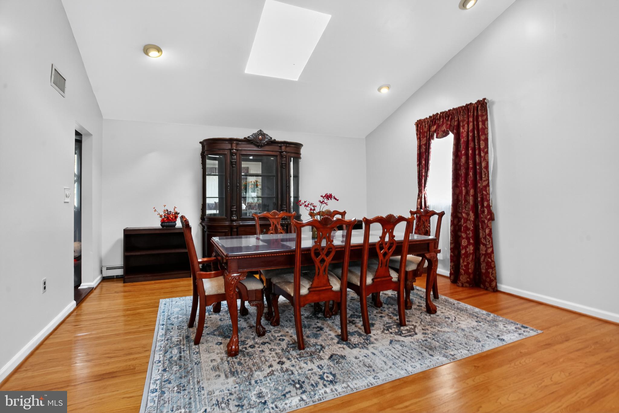 HUNTINGDON VALLEY - Residential