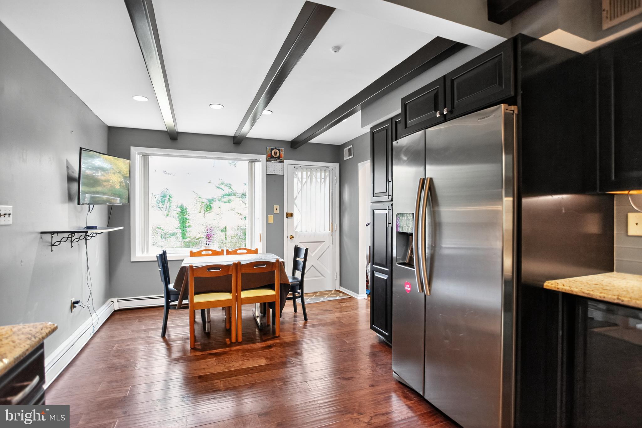 HUNTINGDON VALLEY - Residential