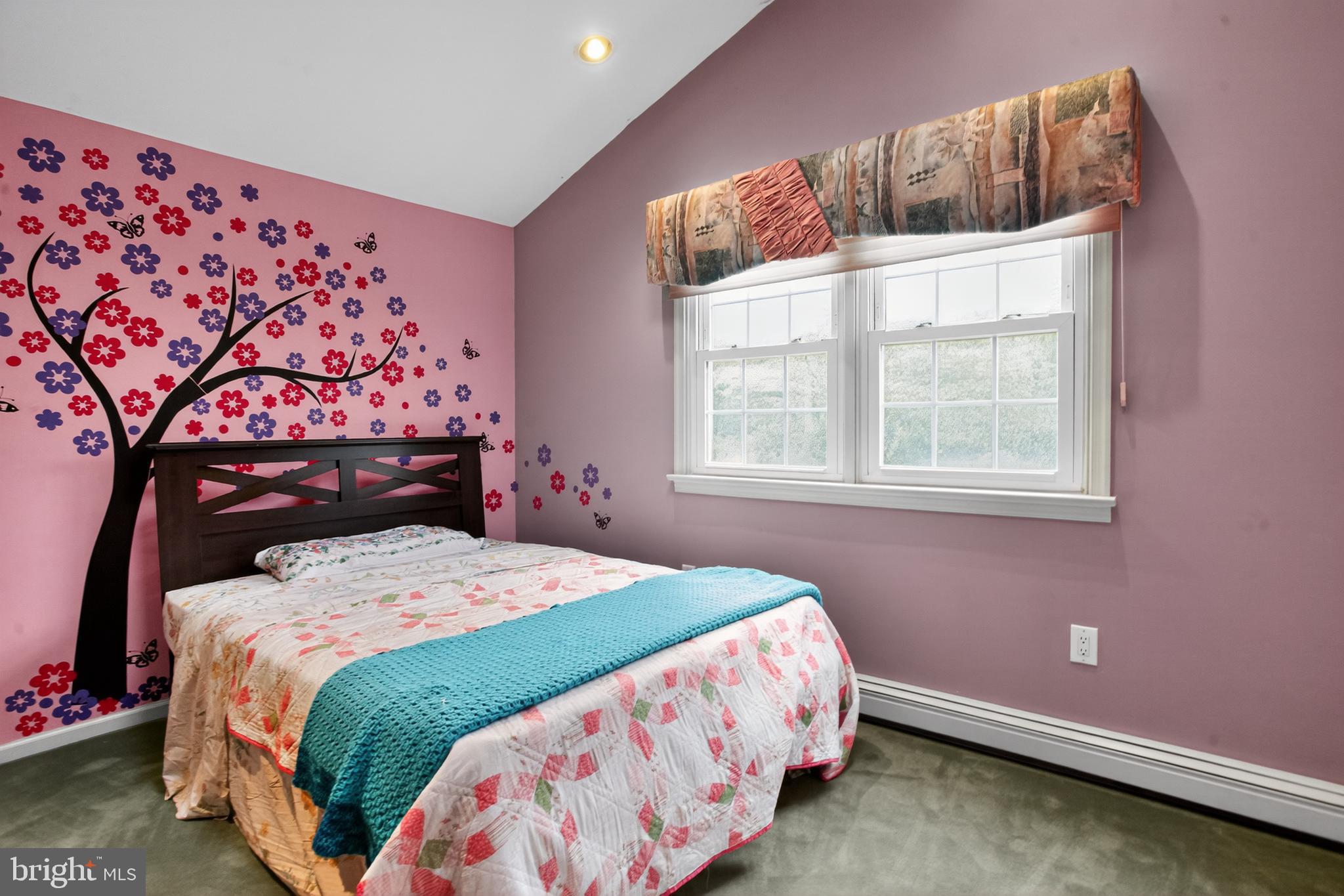 HUNTINGDON VALLEY - Residential