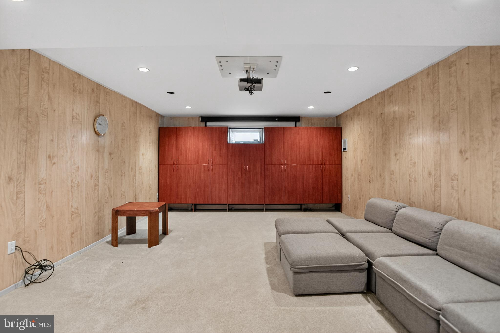 HUNTINGDON VALLEY - Residential