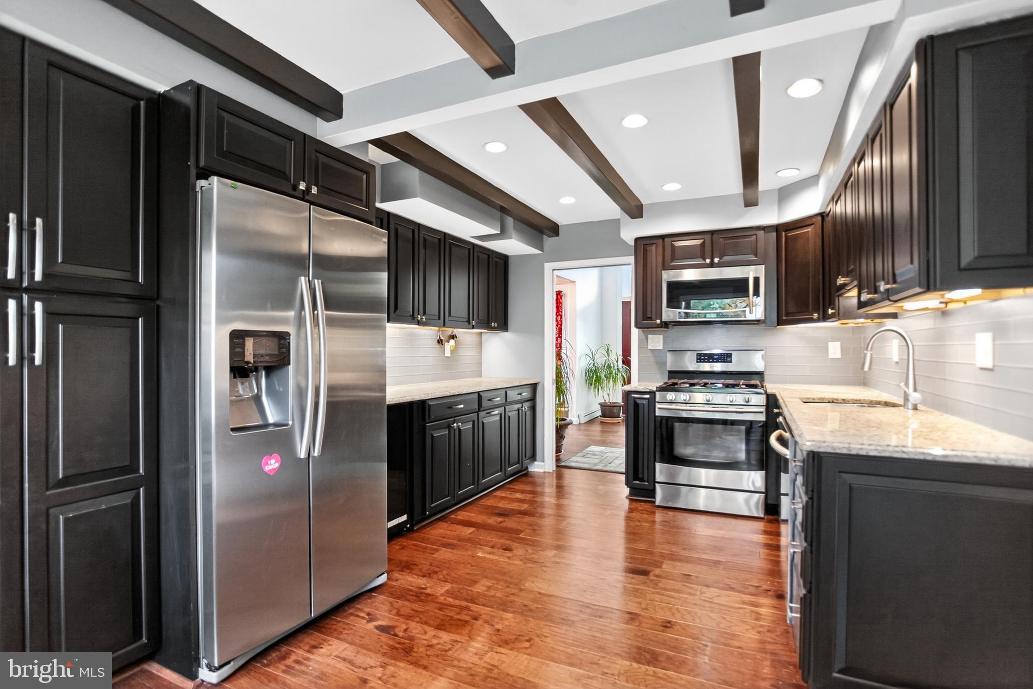 HUNTINGDON VALLEY - Residential