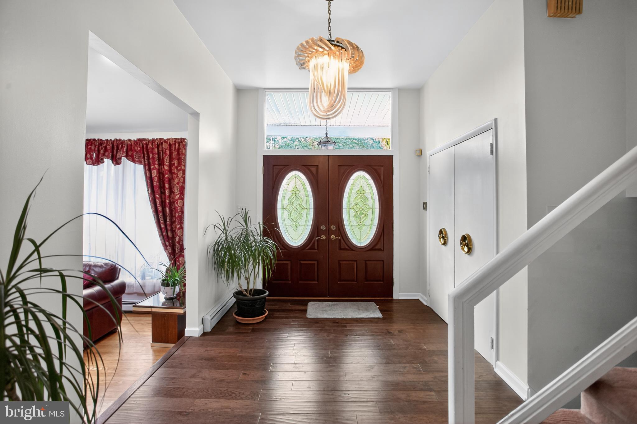 HUNTINGDON VALLEY - Residential