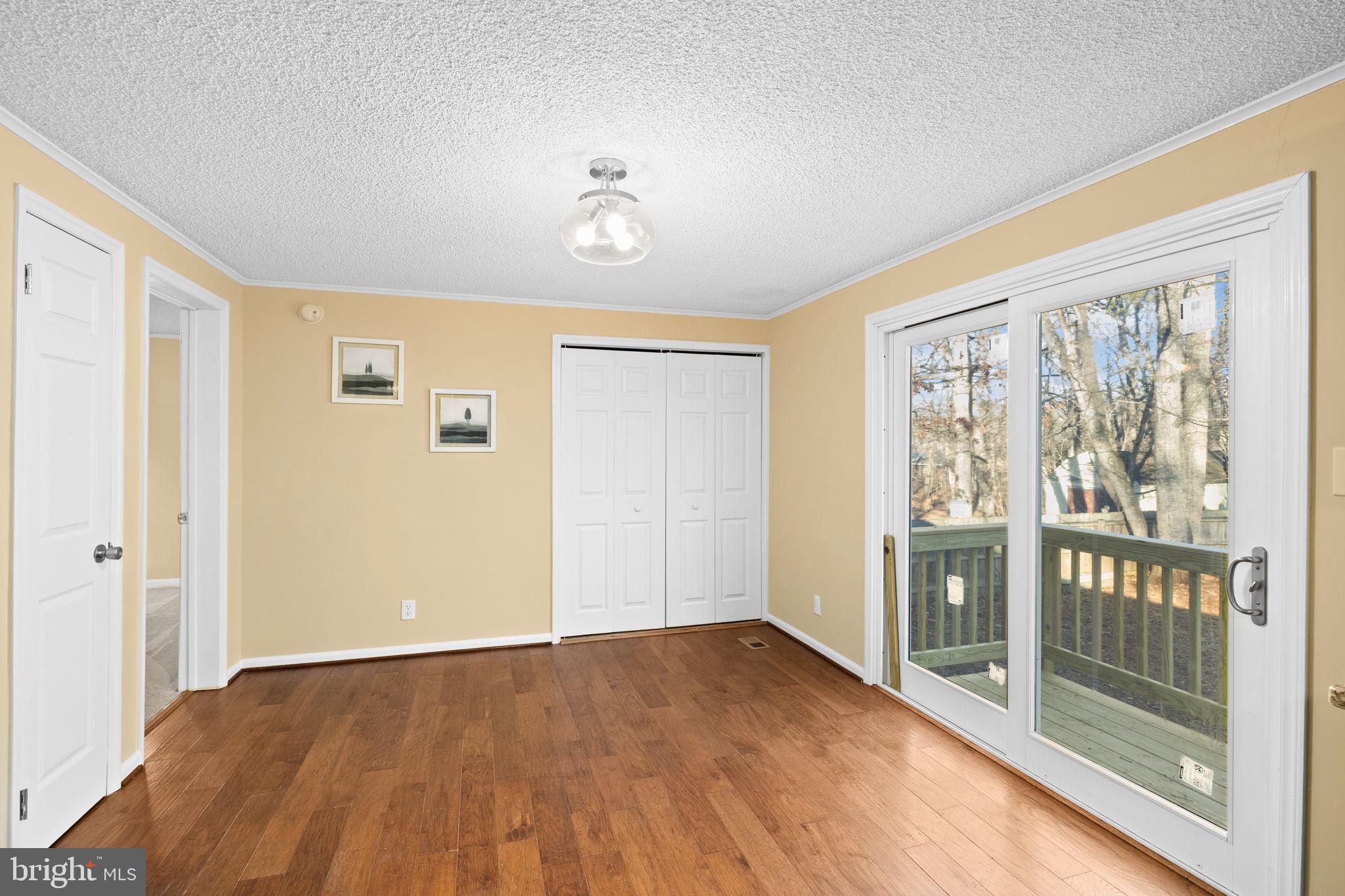 LAKE WILDERNESS - Residential