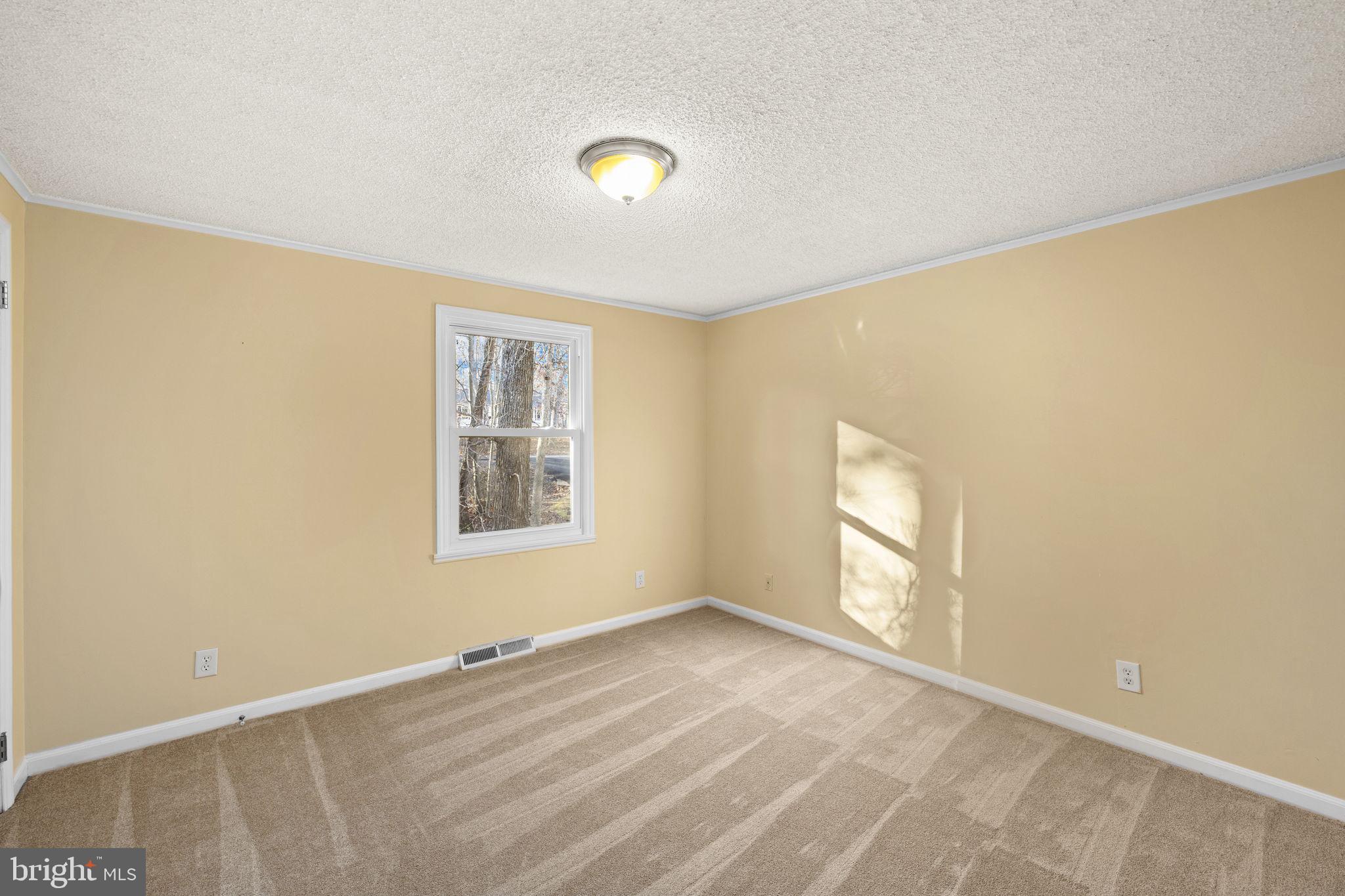 LAKE WILDERNESS - Residential