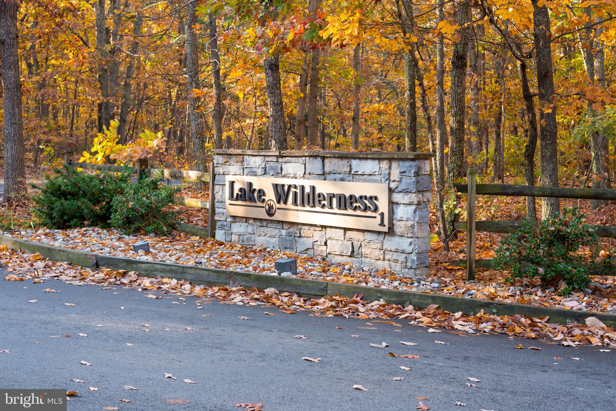 LAKE WILDERNESS - Residential