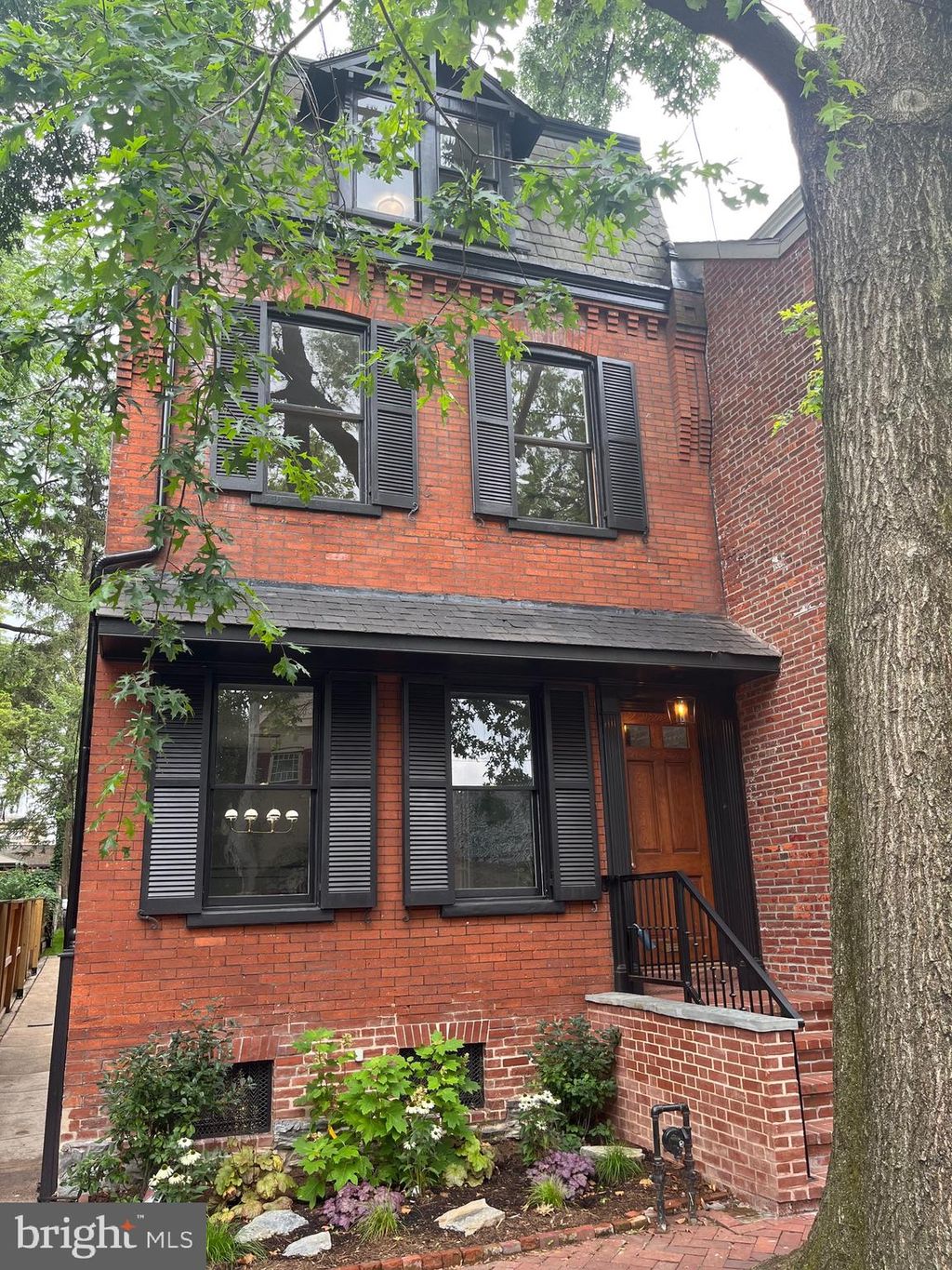 Photo of 318 E ORANGE ST, LANCASTER, PA 17602 (MLS # PALA2030016)