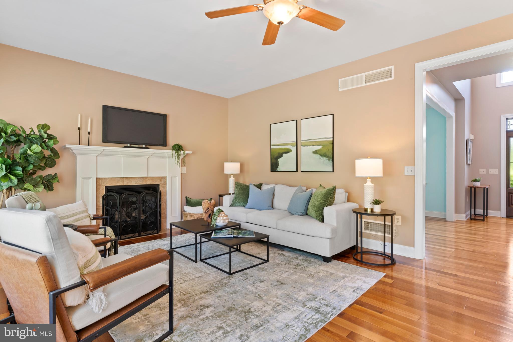 MEADOWBROOK FARMS - Residential