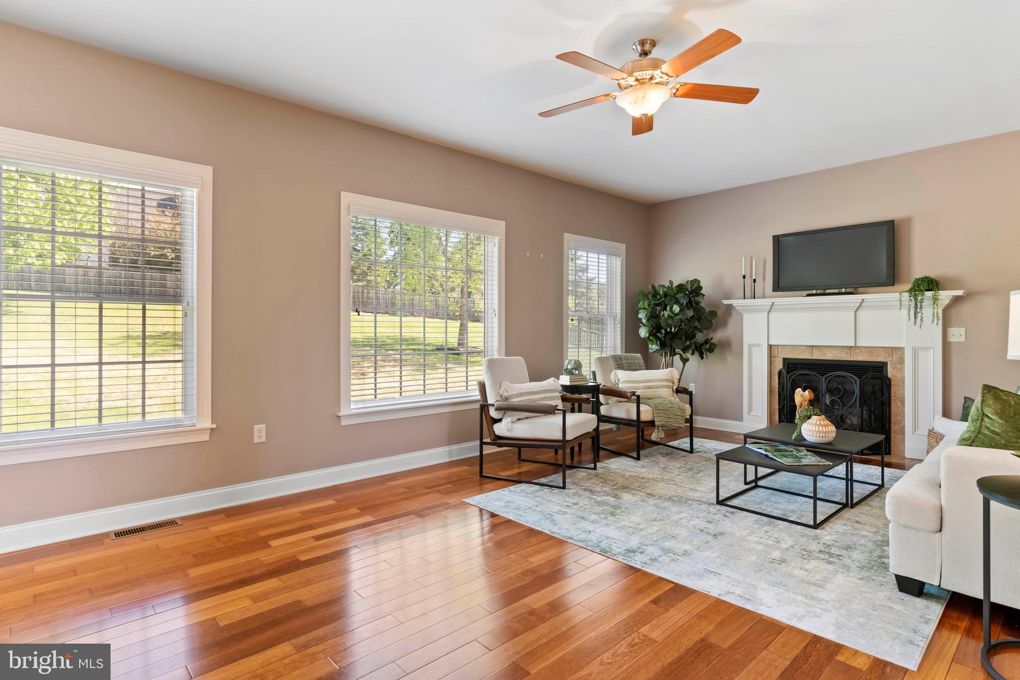 MEADOWBROOK FARMS - Residential