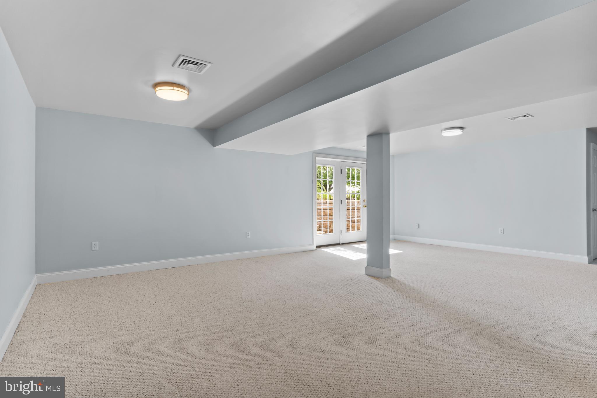 MEADOWBROOK FARMS - Residential