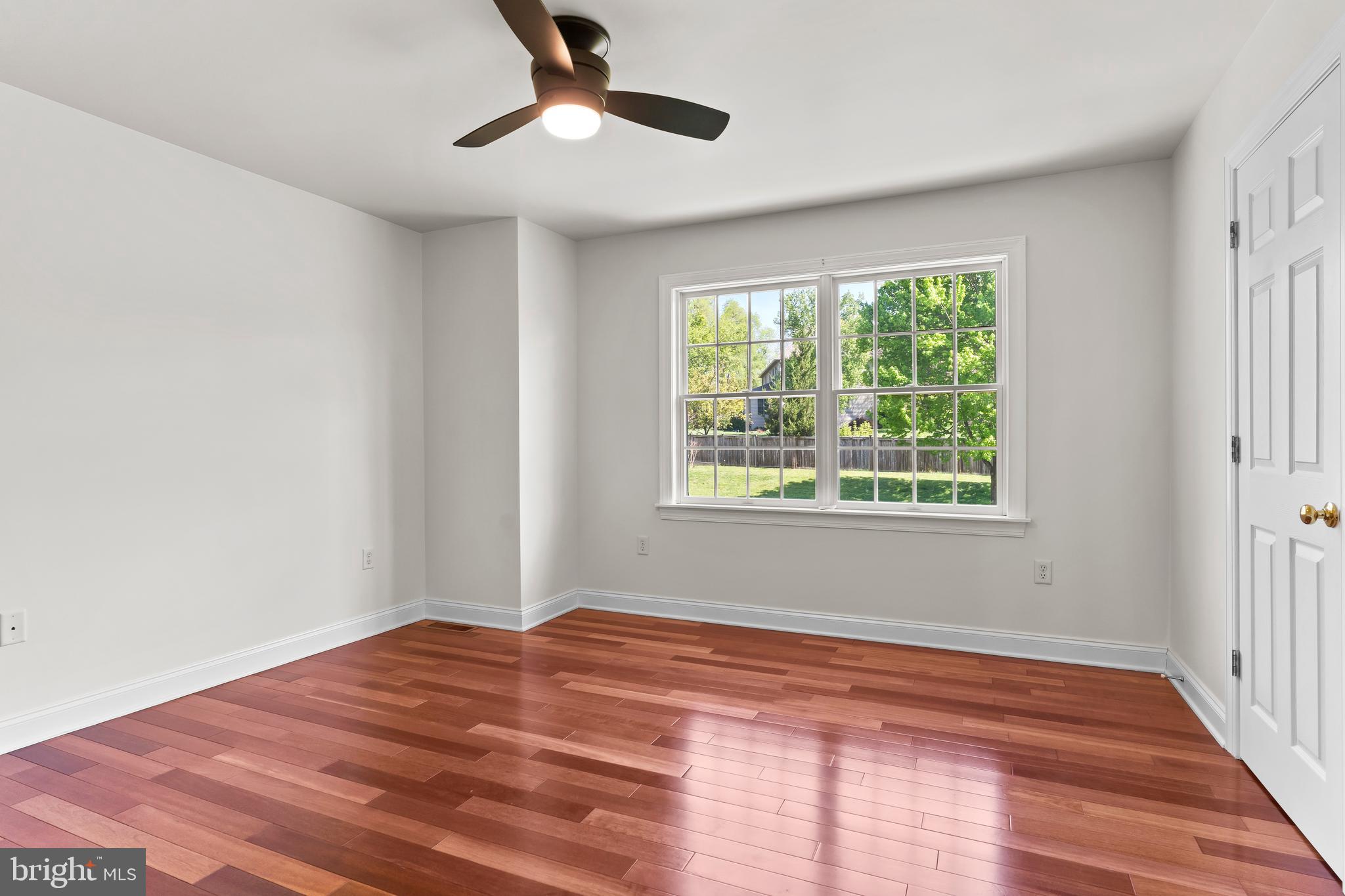 MEADOWBROOK FARMS - Residential