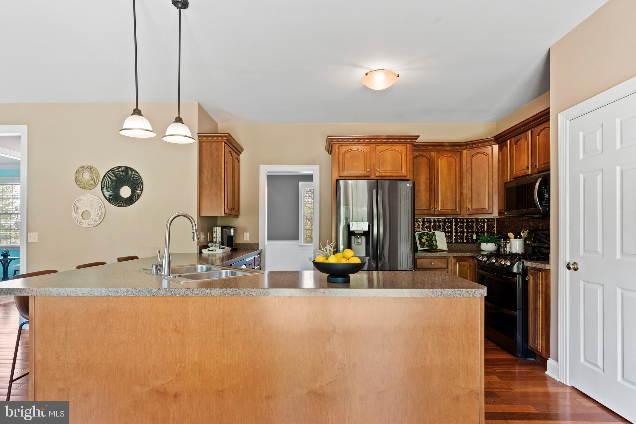 MEADOWBROOK FARMS - Residential