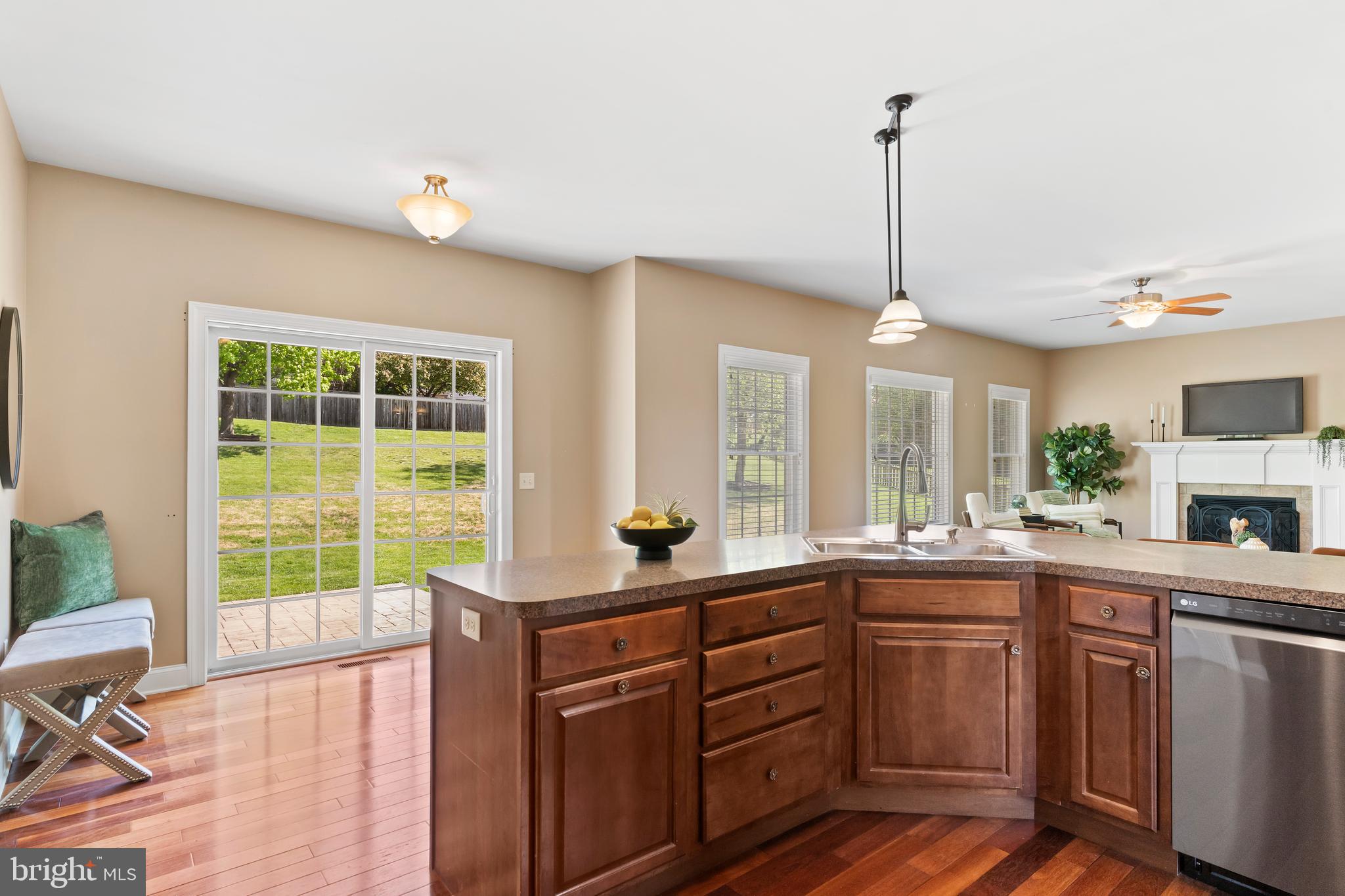 MEADOWBROOK FARMS - Residential