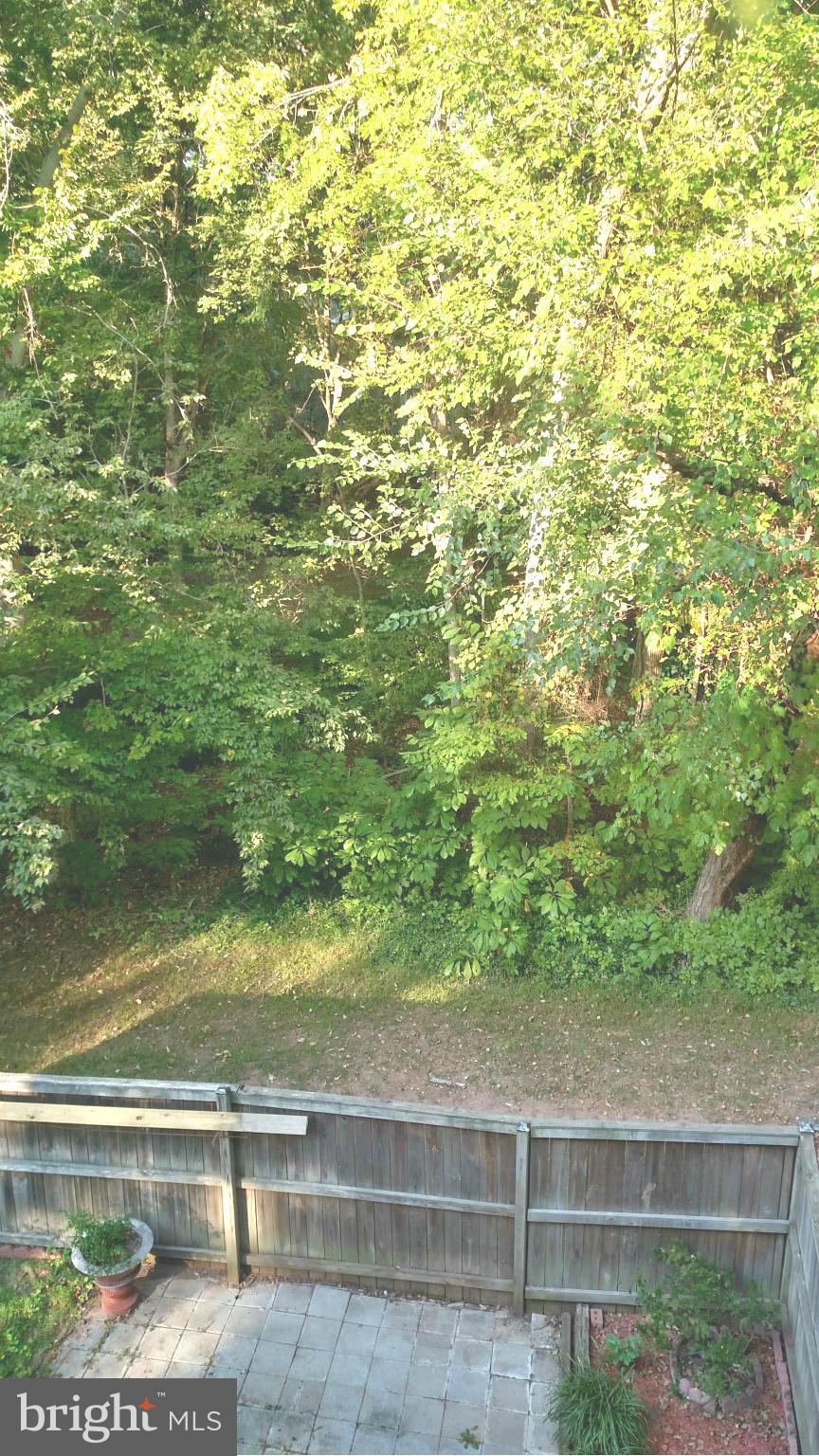 LONDON TOWNE - Residential