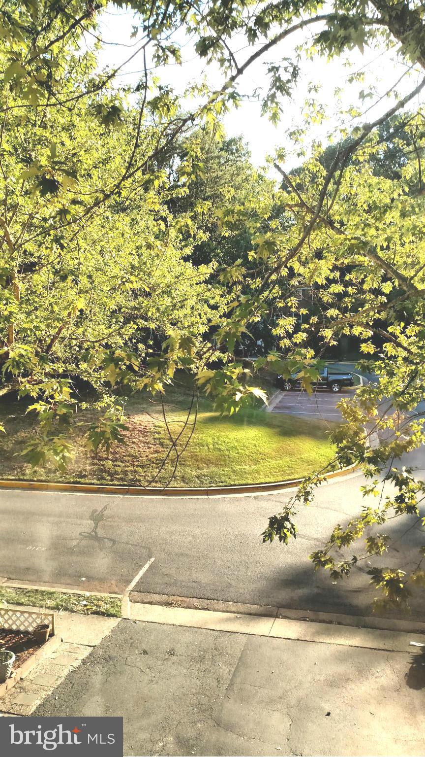 LONDON TOWNE - Residential