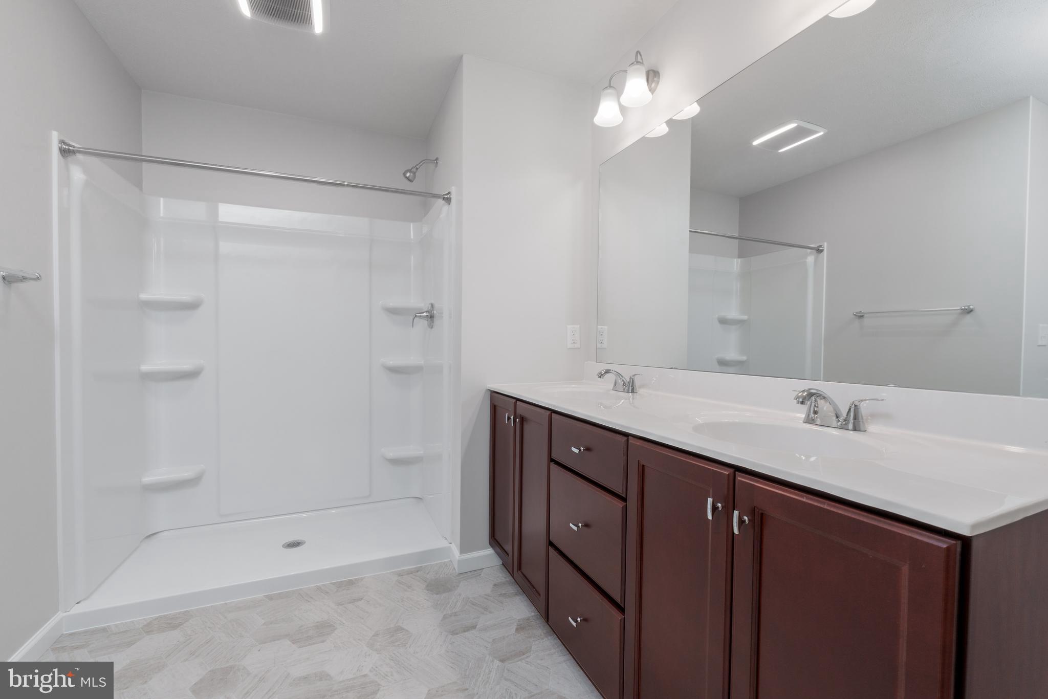 STEEPLECHASE - Residential