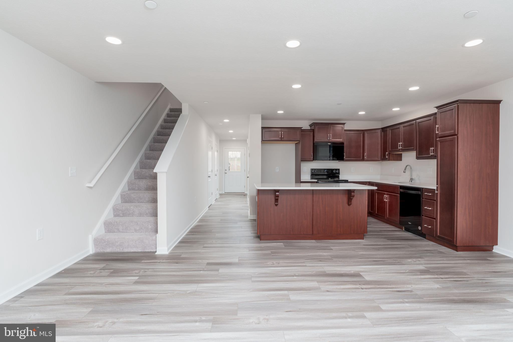 STEEPLECHASE - Residential