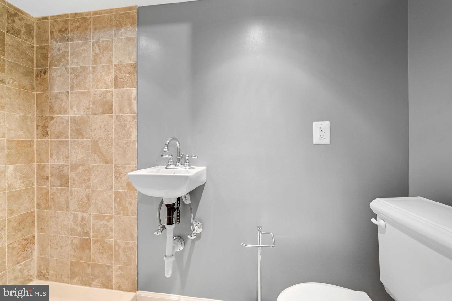 BARCLAY - Residential Income