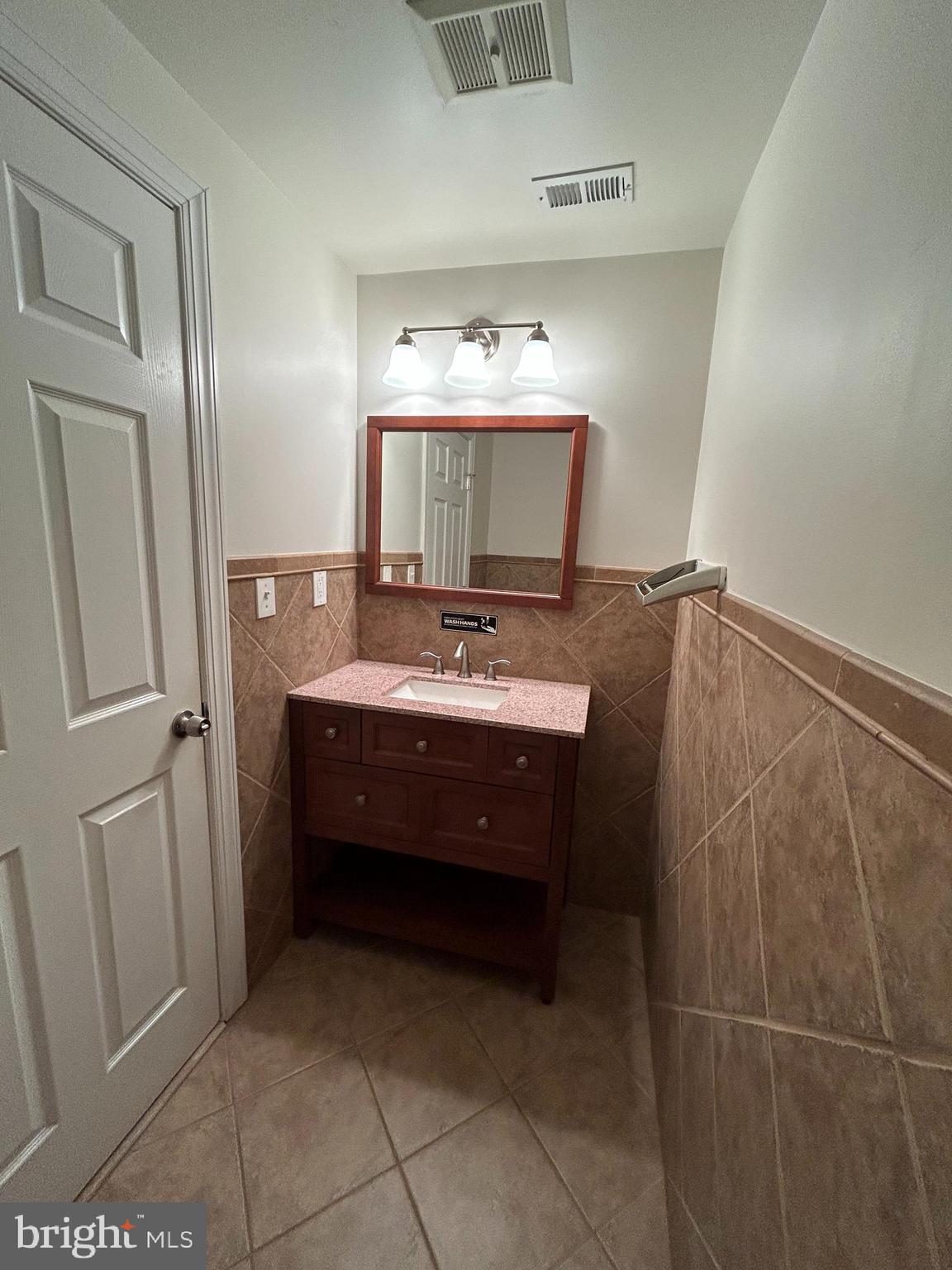 SUDLEY PARK PROFESSIONAL CENTER - Commercial Lease