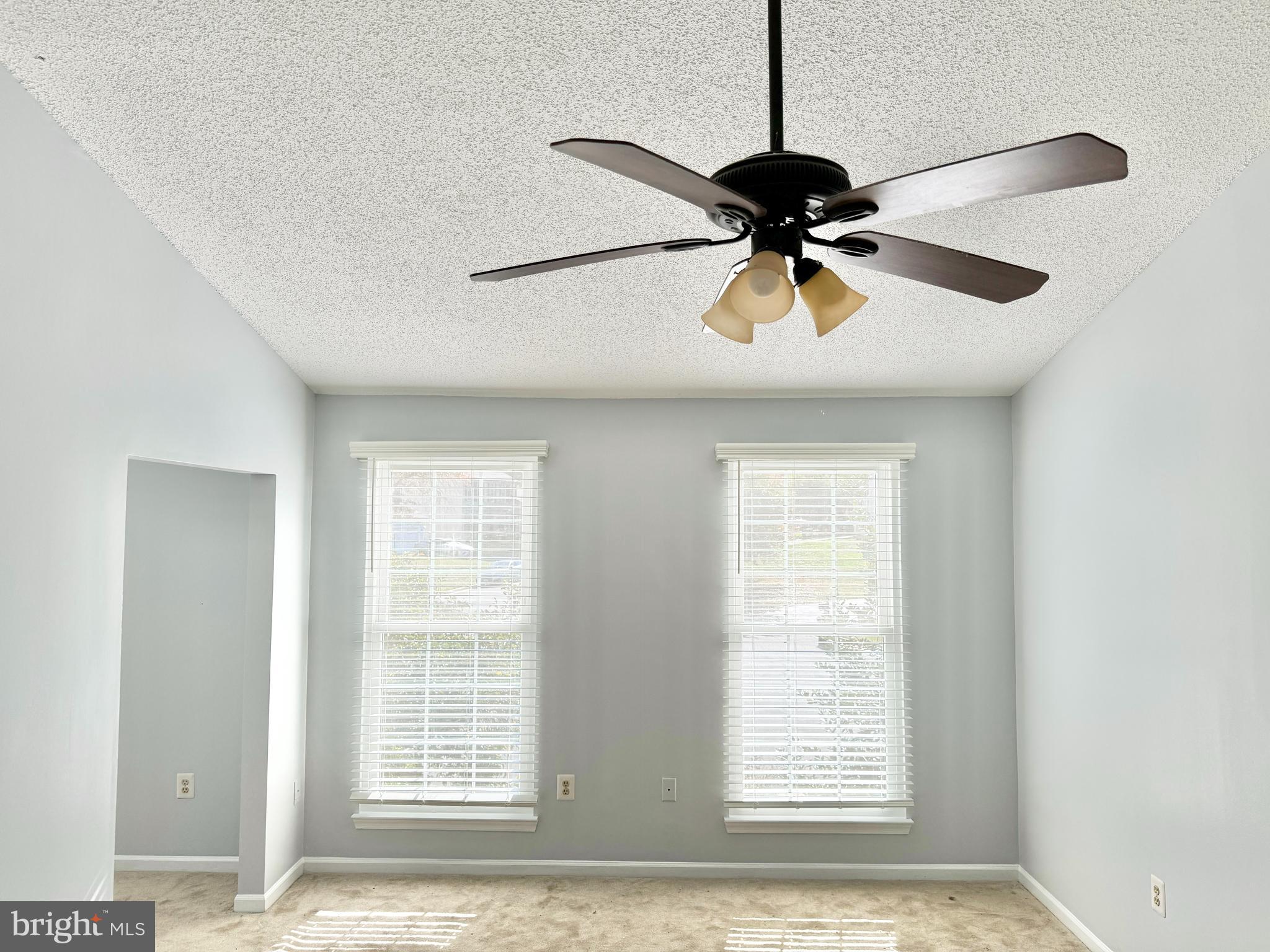 TWIN OAKS FARM - Residential Lease