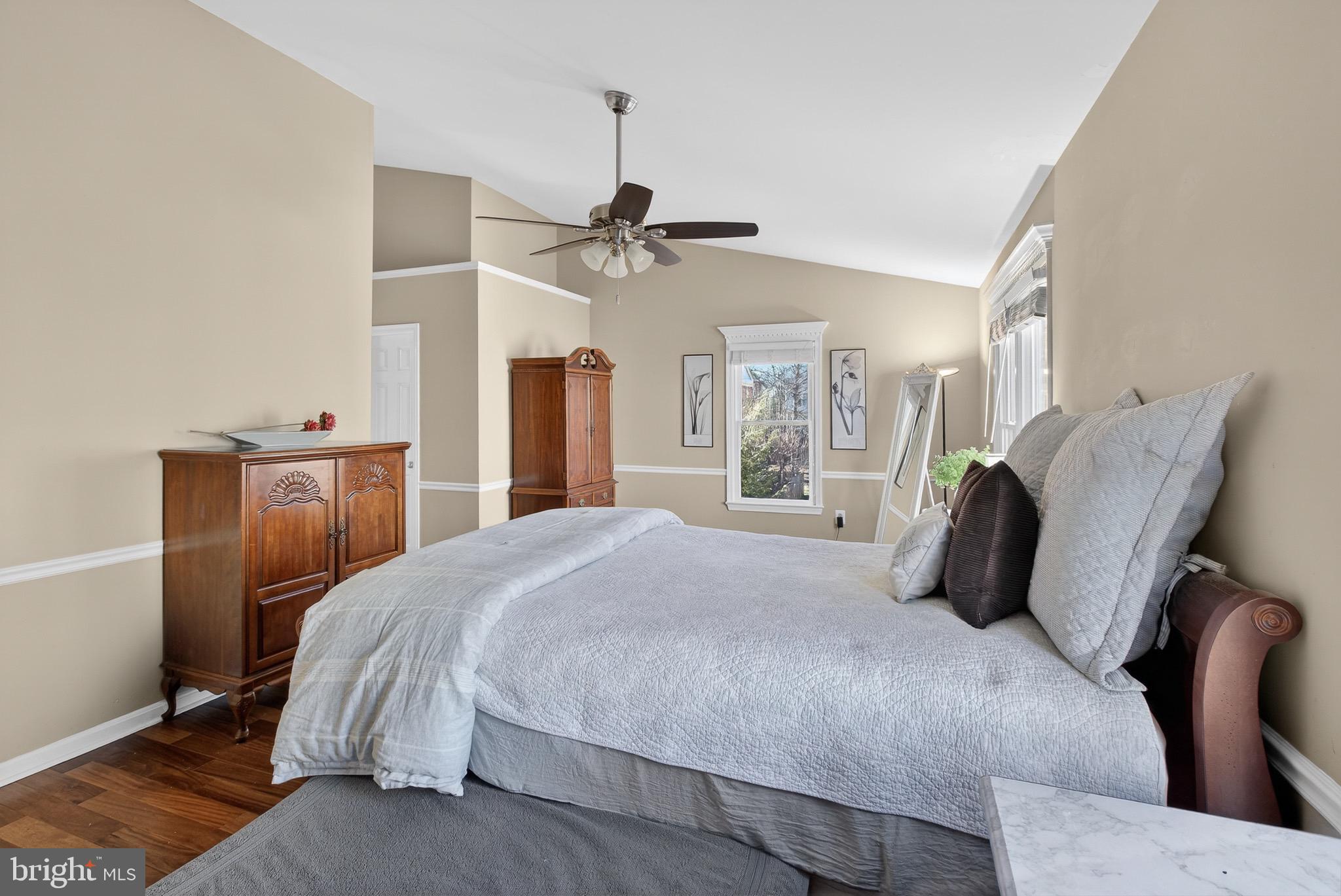 SULLY STATION - Residential