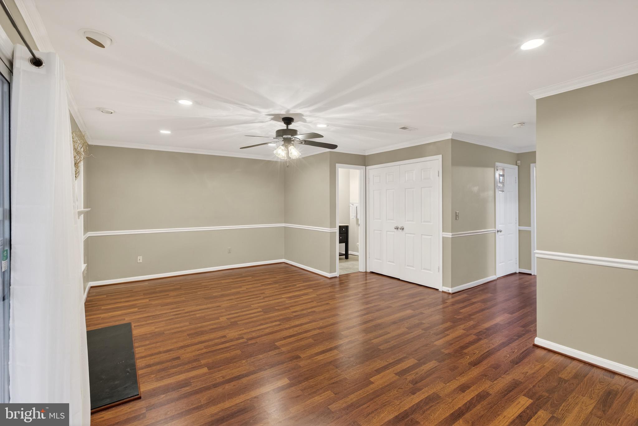 SULLY STATION - Residential