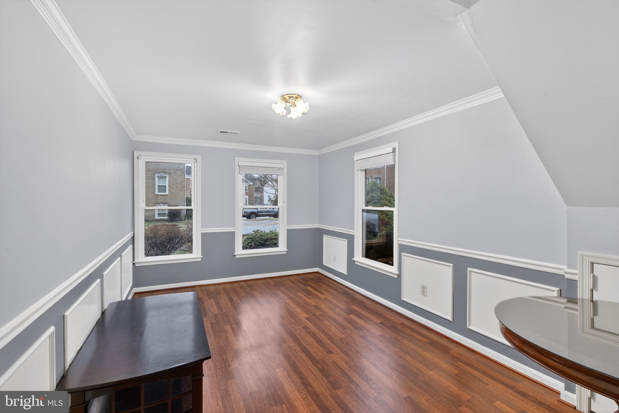 SULLY STATION - Residential