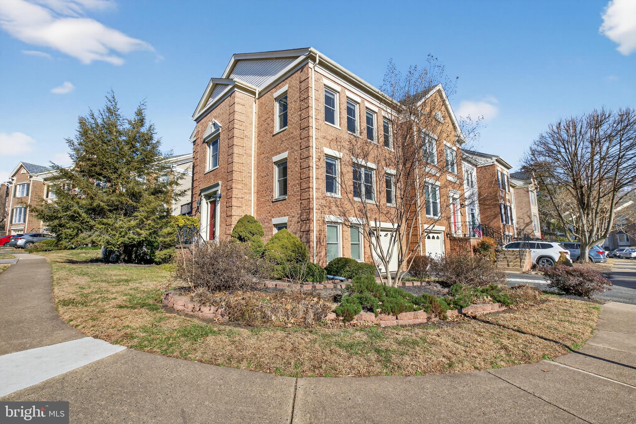 SULLY STATION - Residential