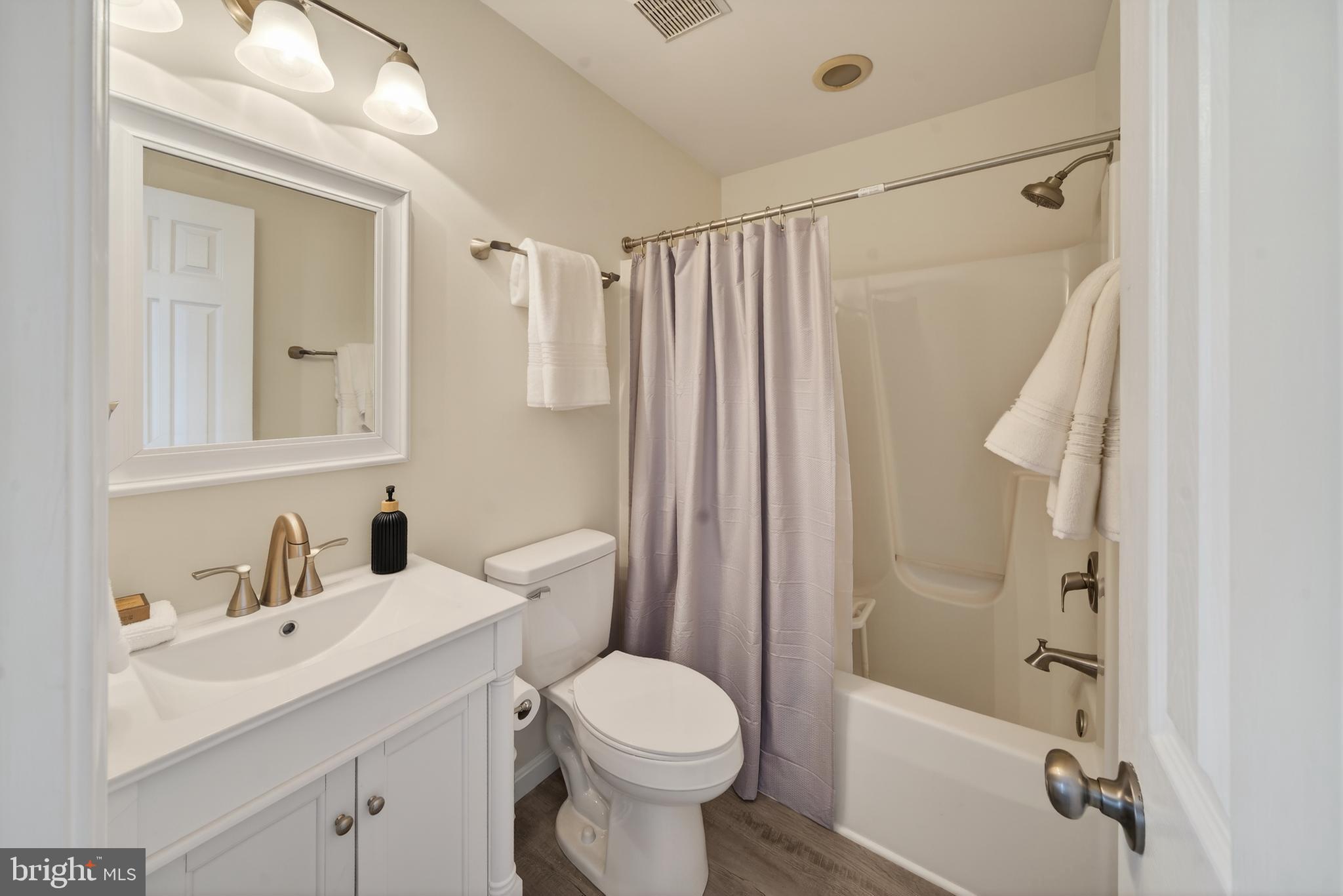 WOODLAND PARK - Residential