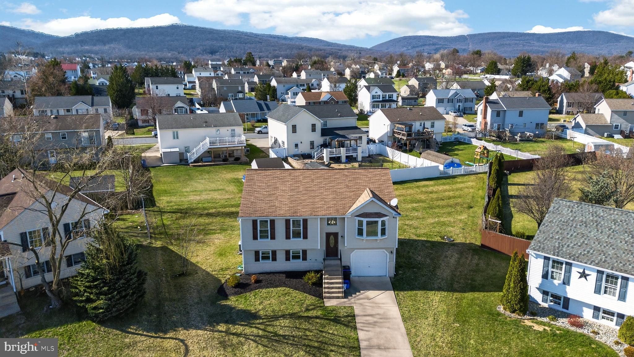 WOODLAND PARK - Residential