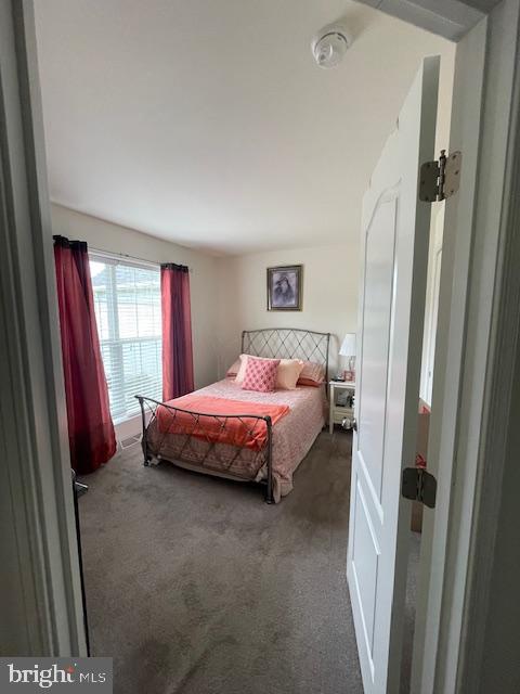 LOGANS RUN - Residential