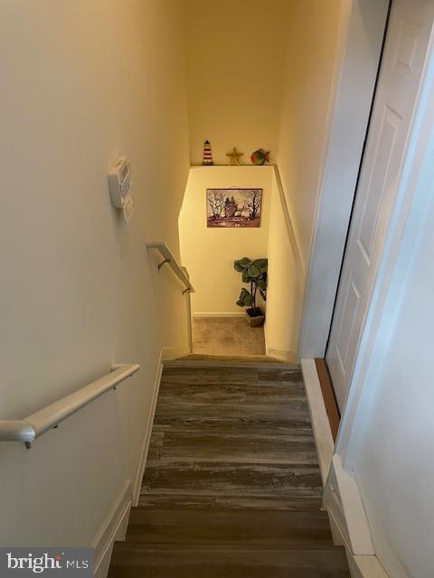 LOGANS RUN - Residential