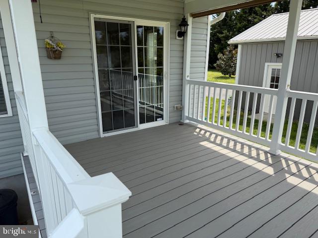 LOGANS RUN - Residential