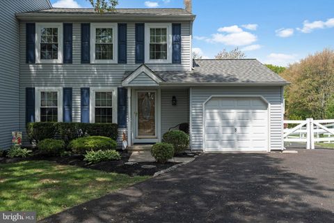 119 COVENTRY CIRCLE LANSDALE PA 19446