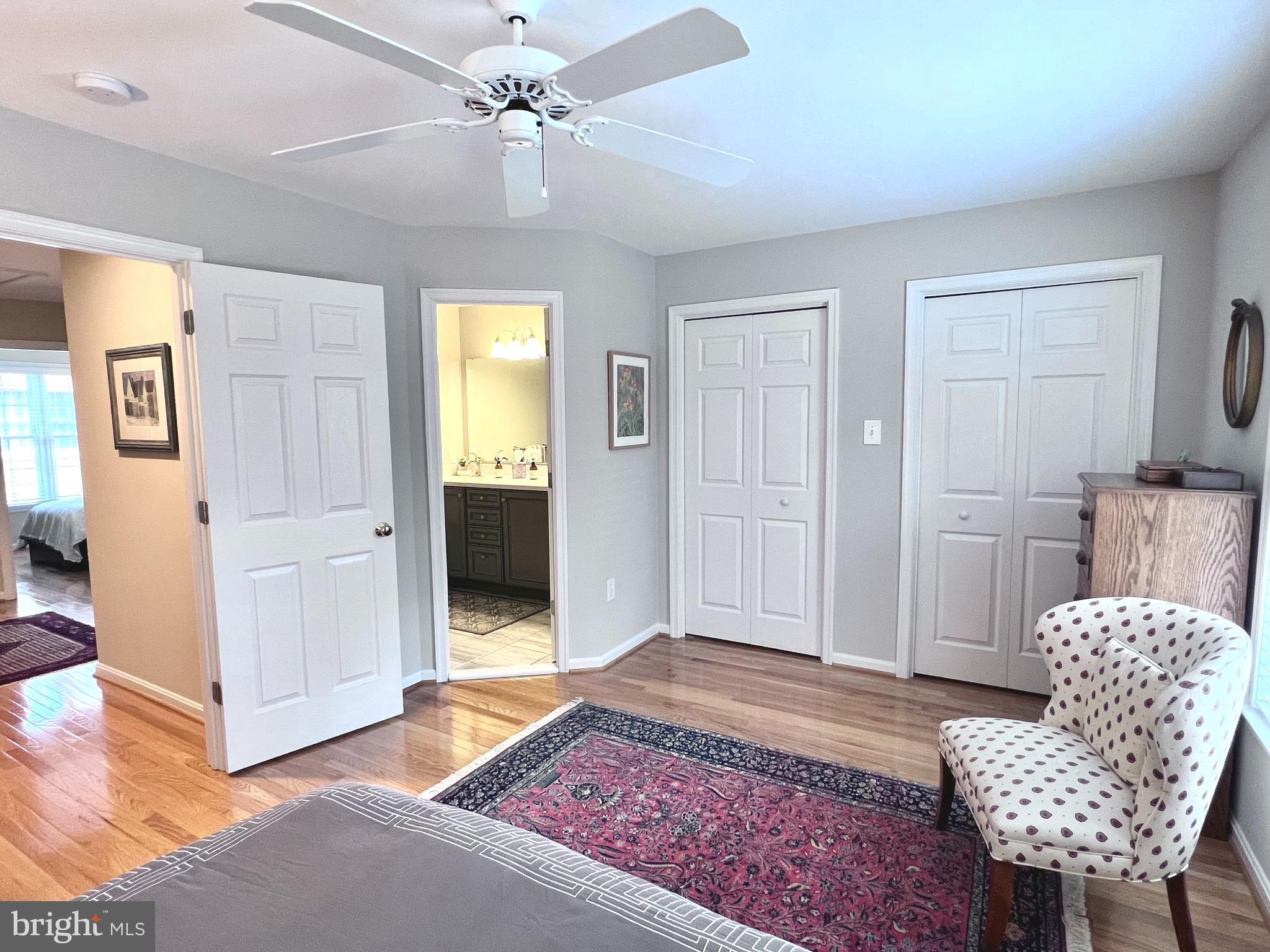 BALLSTON AREA TOWNHOUSES - Residential